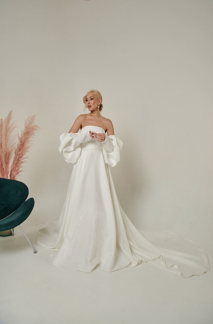 Свадебное платье Charlii а-силуэт (принцесса) айвори, из атласа, закрытое, длинное, в пол, пышное, подходит беременным, большого размера, фото, коллекция 2025