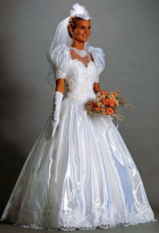 Свадебные платья 90 х годов фото в россии