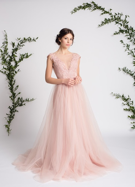 Свадебные платья розового цвета 2023. Фото 10