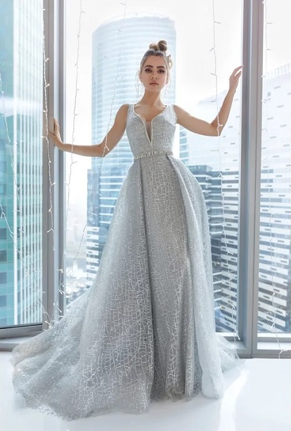 Серебряное свадебное платье 2023. Фото 13