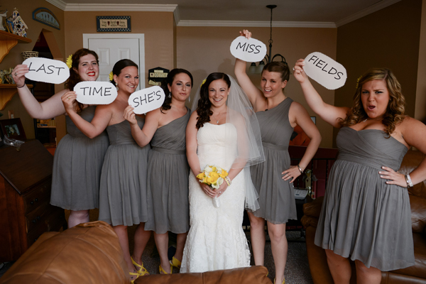 Сборы жениха и невесты: как превратить это в увлекательную фотосессию. Фото 26