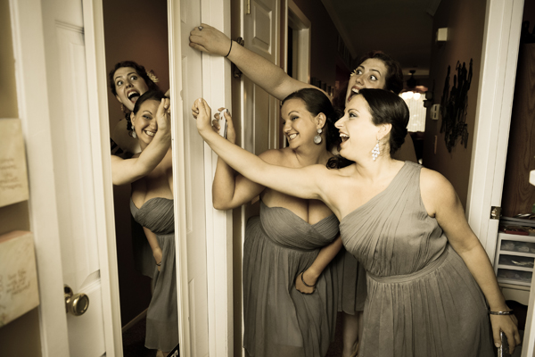 Сборы жениха и невесты: как превратить это в увлекательную фотосессию. Фото 2