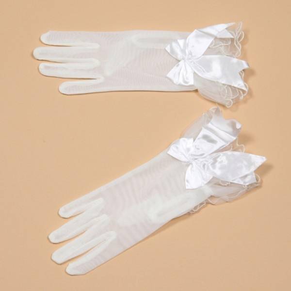 Свадебные перчатки, или Как создать законченный и элегантный образ невесты. Фото 7