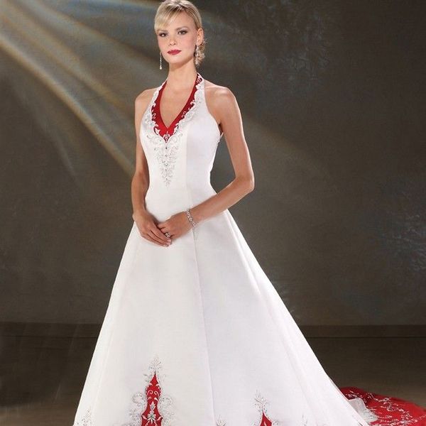 Бело-красное свадебное платье: новый взгляд на традиционный наряд невесты. Фото 9