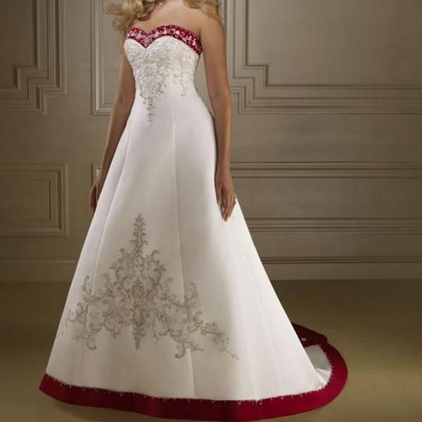 Бело-красное свадебное платье: новый взгляд на традиционный наряд невесты. Фото 11
