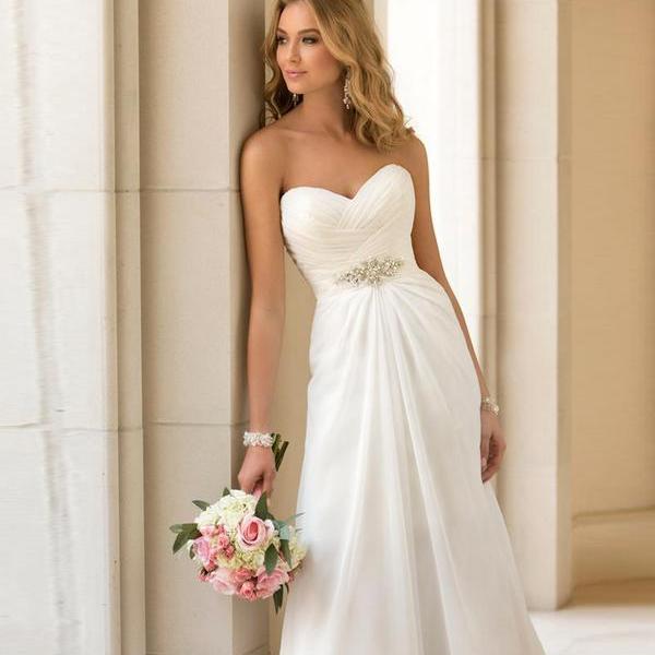 Какой оттенок белого выбрать для свадебного платья. Фото 2