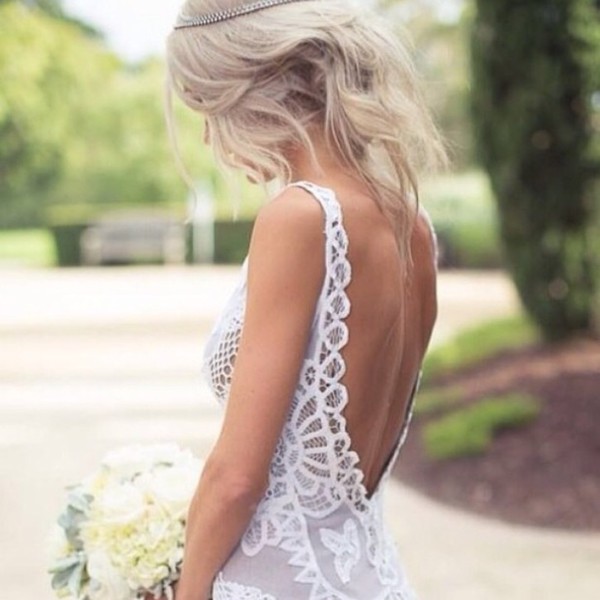 Соблазнительное свадебное платье с открытой спиной. Фото 4