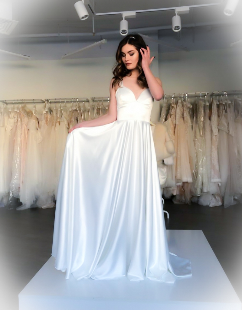 Свадебное платье Виола ампир (греческое) айвори, из атласа, миди, длинное, в пол, пышное, подходит беременным, фото, коллекция 2021