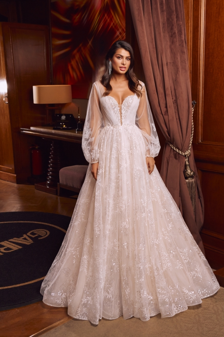 Свадебное платье Flannery а-силуэт (принцесса) пудровое, из фатина, фото, коллекция 2021