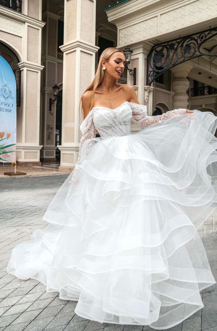 Свадебное платье Кристалл бальное (пышное) айвори, из фатина, длинное, в пол, пышное, фото, коллекция 2024