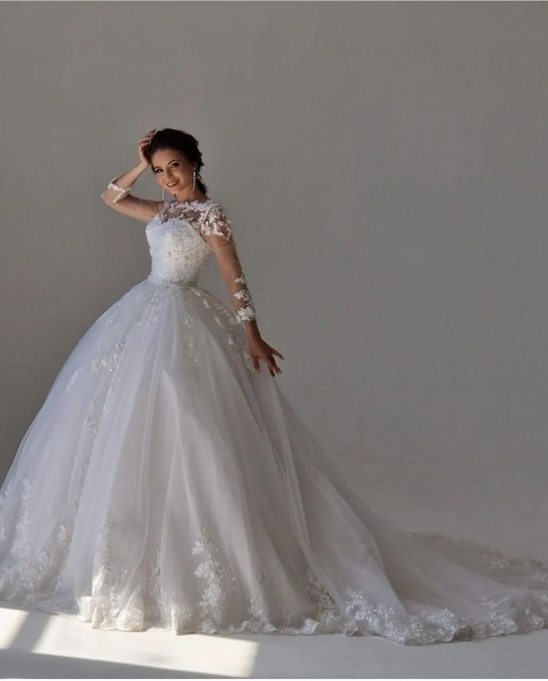 Свадебное платье Рошель  бальное (пышное) айвори, из фатина, закрытое, длинное, в пол, пышное, большого размера, фото, коллекция 2023