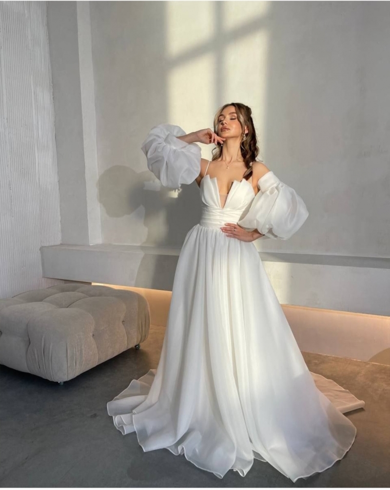 Свадебное платье Эмилия  а-силуэт (принцесса) белое, из фатина, длинное, в пол, фото, коллекция 2024