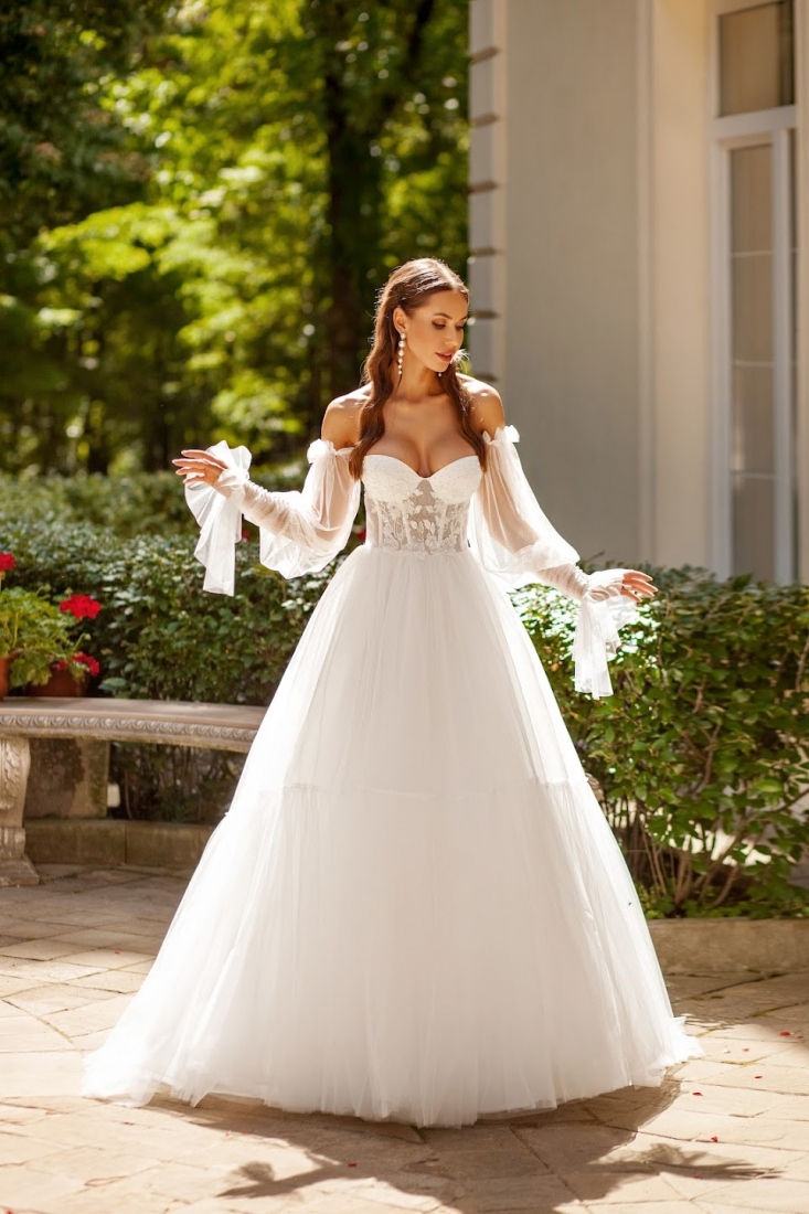 Свадебное платье Эшли  а-силуэт (принцесса) белое, из фатина, фото, коллекция 2024