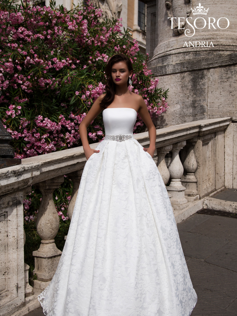 Свадебное платье Tesoro а-силуэт (принцесса) белое, длинное, пышное, фото, коллекция 2017