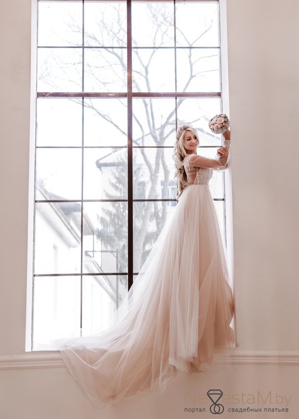 Свадебное платье Primula (Daria Karlozi) бальное (пышное) айвори, из фатина, закрытое, длинное, пышное, подходит беременным, фото, коллекция 2021