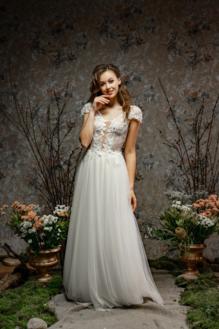 Свадебное платье Tais а-силуэт (принцесса) белое, фото, коллекция 2019