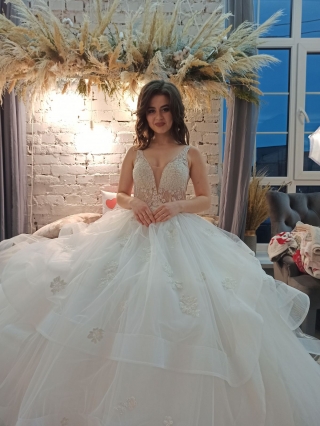 Свадебное платье Бaльные свaдебные плaтья купить в Минске