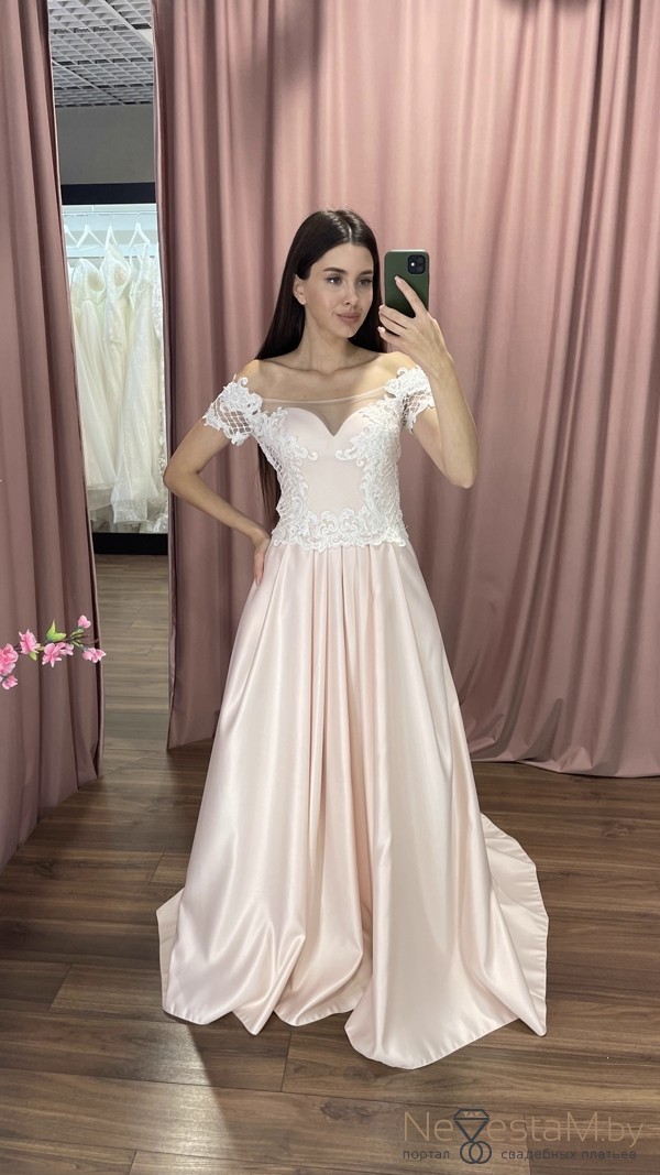  Атласное свадебное платье с корсетом персикового цвета и коротким рукавом а-силуэт (принцесса) персиковое, из атласа, длинное, в пол, подходит беременным, фото, коллекция 2022