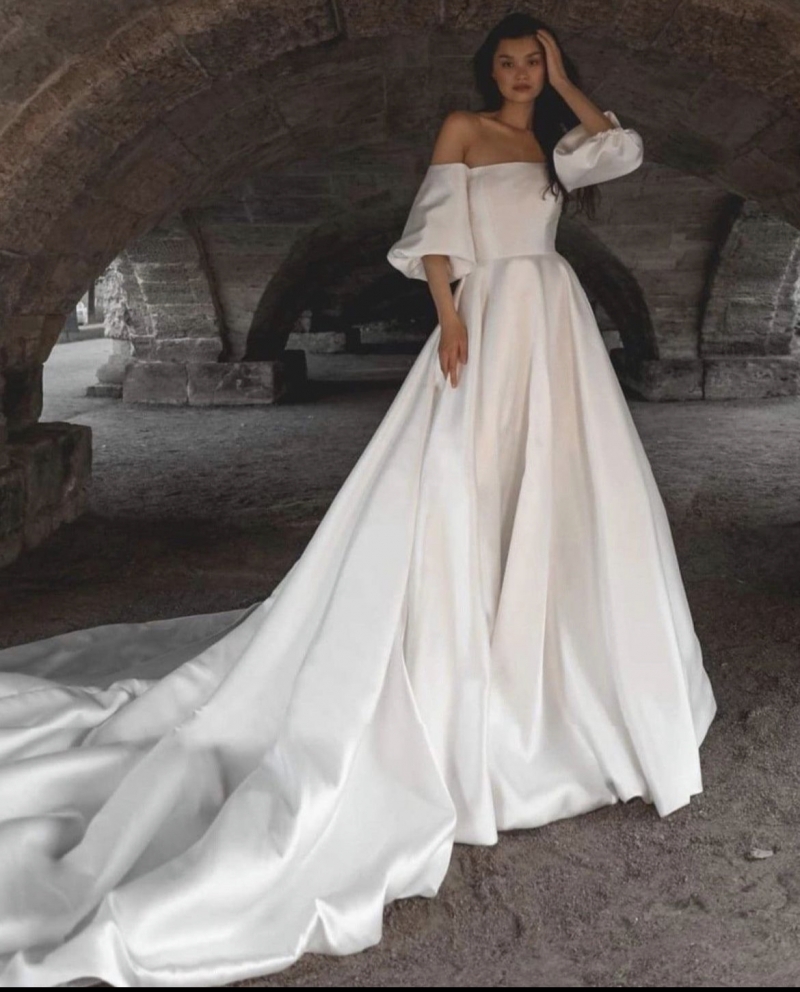 Свадебное платье Semma  а-силуэт (принцесса) белое, из атласа, закрытое, длинное, в пол, пышное, подходит беременным, фото, коллекция 2024