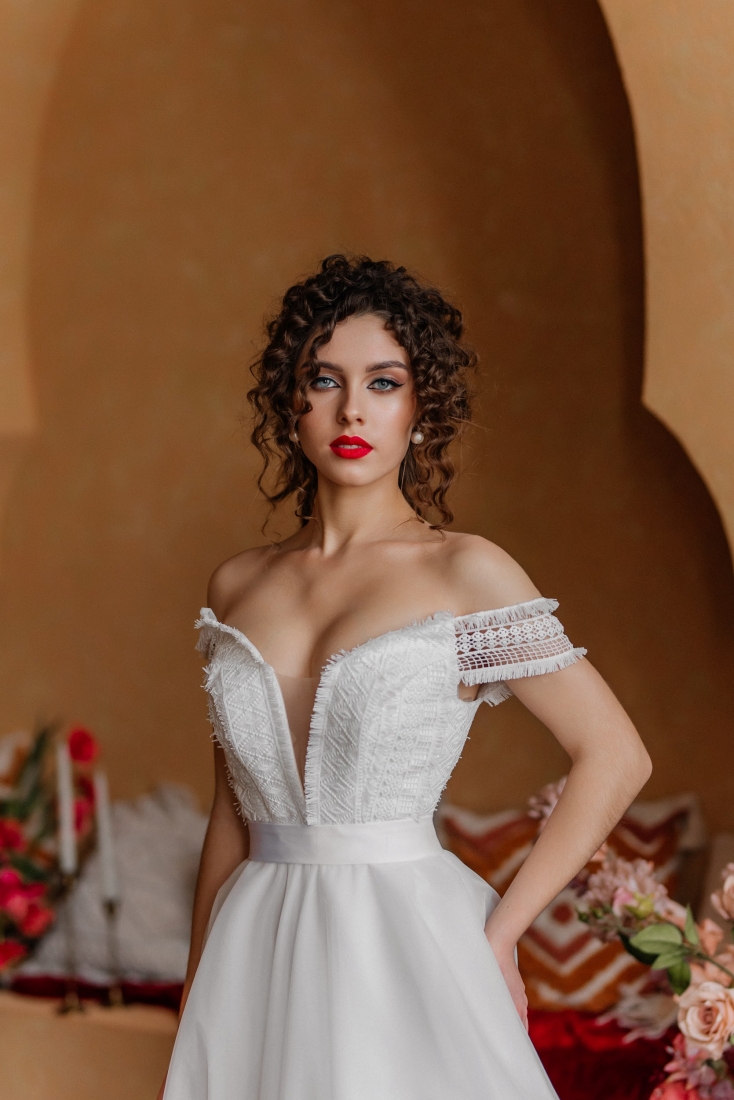 Свадебное платье June бохо айвори, из фатина, в пол, пышное, фото, коллекция 2023