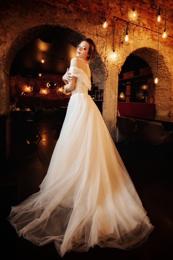 Свадебное платье Тосса бальное (пышное) айвори, из фатина, длинное, в пол, пышное, подходит беременным, фото, коллекция 2021