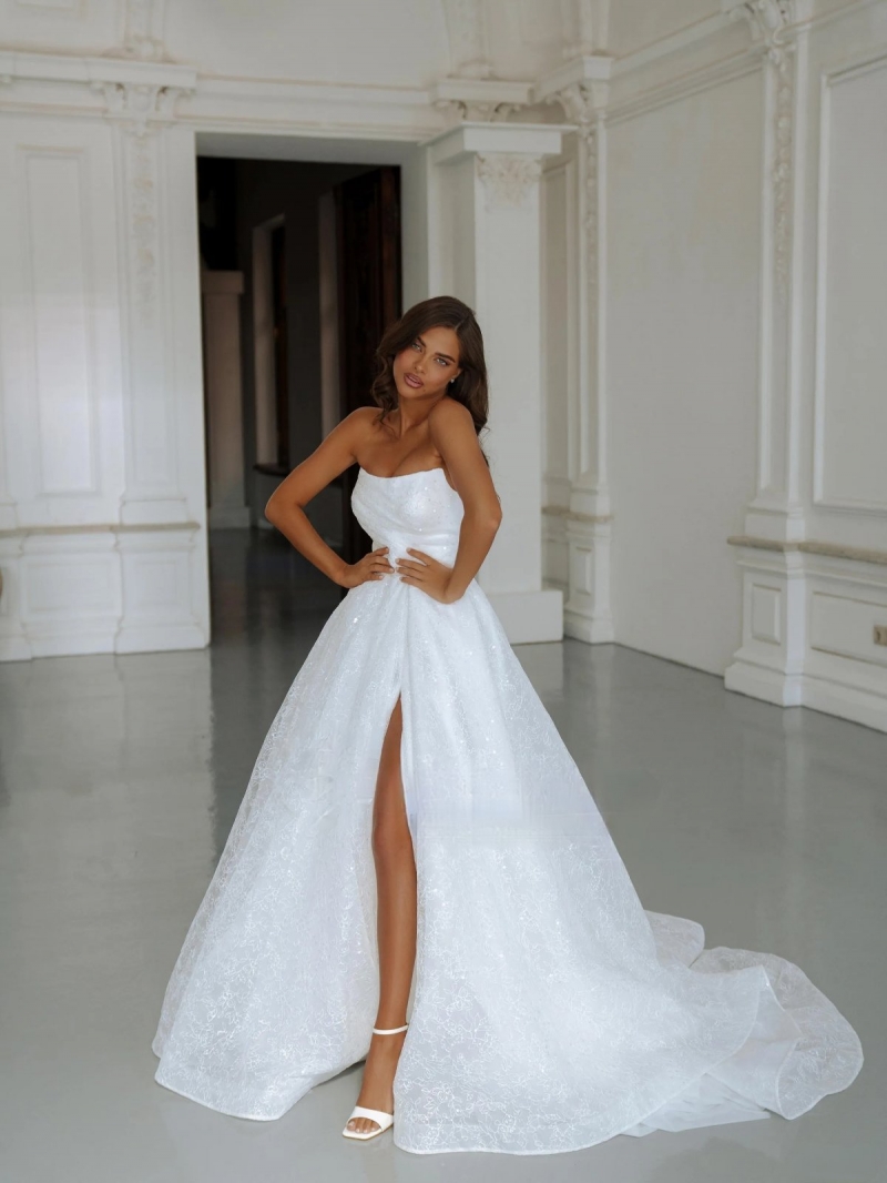 Свадебное платье Margo бальное (пышное) айвори, из фатина, пышное, большого размера, фото, коллекция 2026