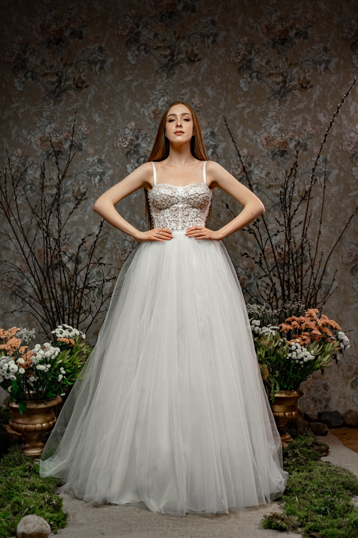 Свадебное платье Bella а-силуэт (принцесса) белое, длинное, пышное, фото, коллекция 2019