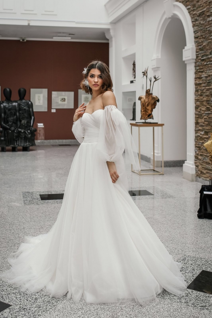 Свадебное платье Флауэр а-силуэт (принцесса) айвори, из фатина, длинное, в пол, пышное, подходит беременным, фото, коллекция 2022
